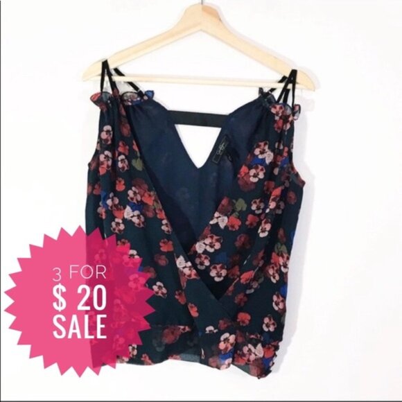 Jessica Simpson Tops - Jessica Simpson floral tank top Sz S
